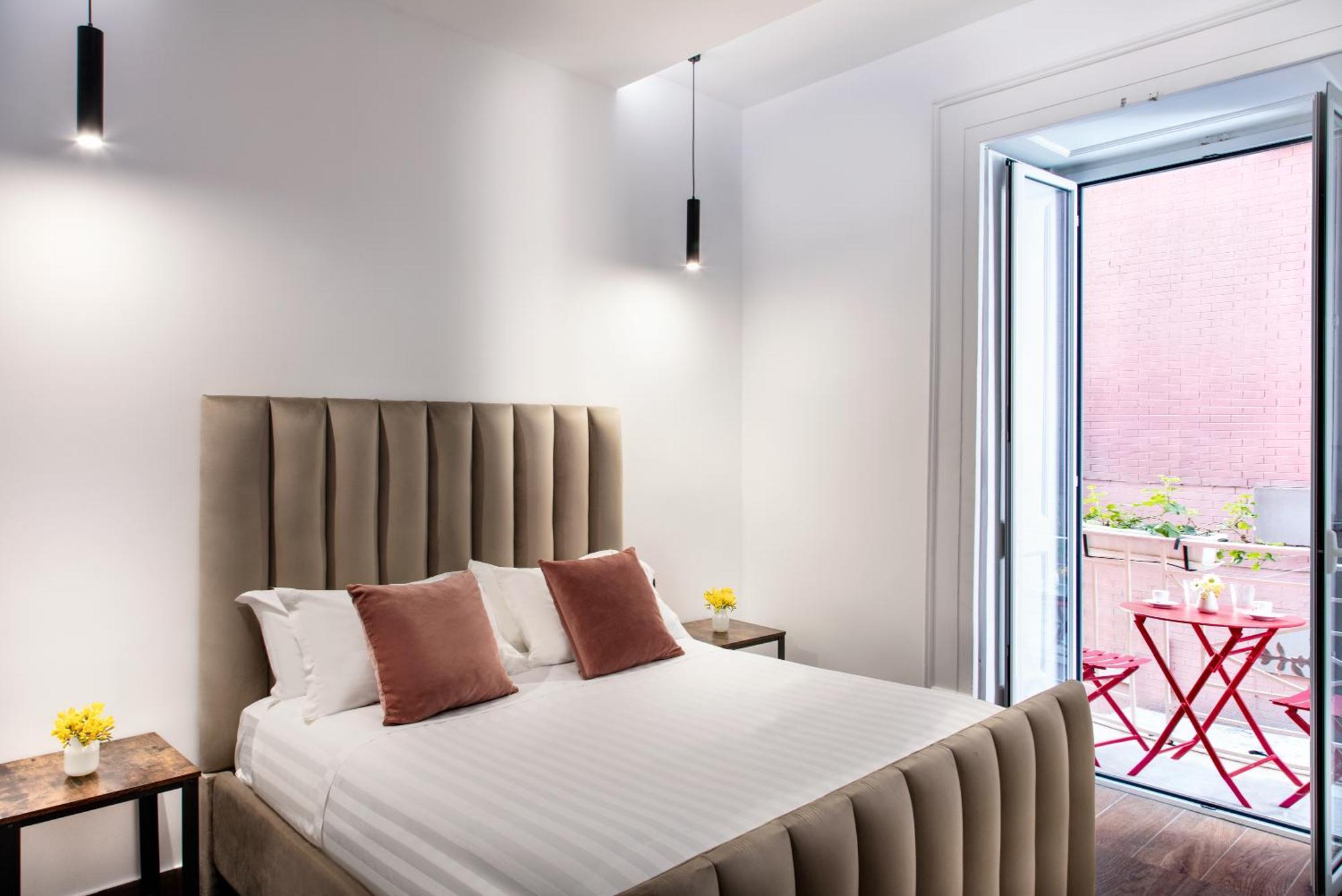 Toledo Lifestyle Hotel Naples Exterior photo