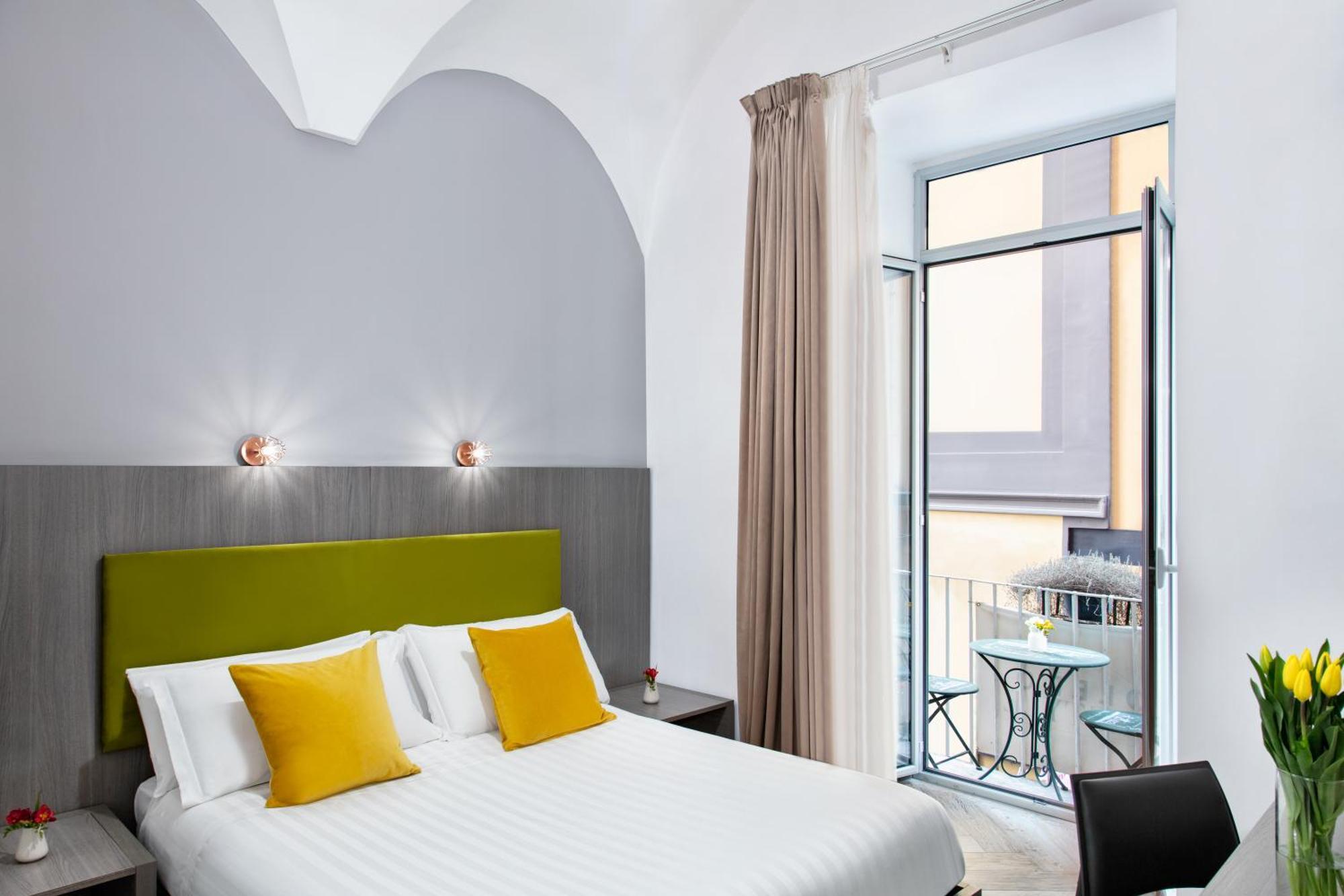 Toledo Lifestyle Hotel Naples Exterior photo